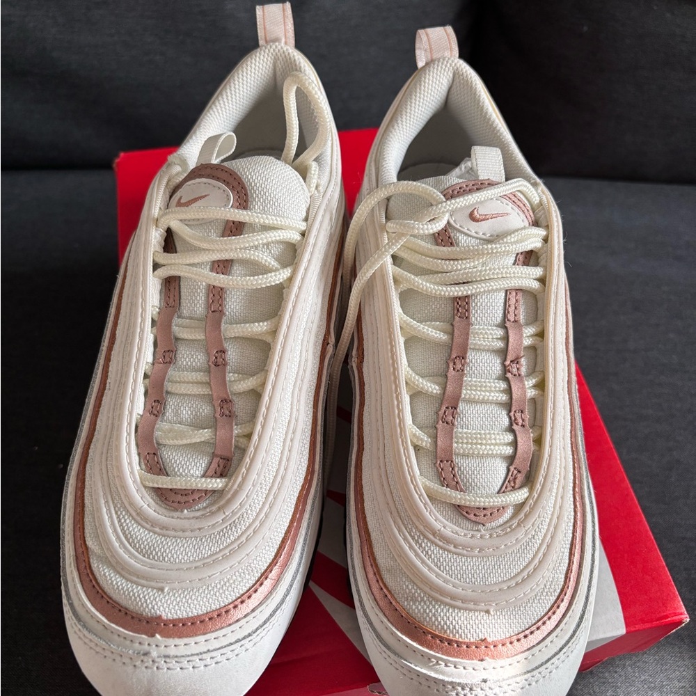 Nike Air Max 97 GS White with Metallic Accents - Picture 5 of 12